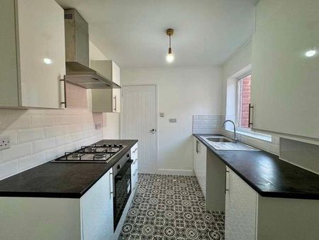 Howdon Road, North Shields, NE29 - Photo 3