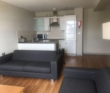 2 bedroom house share to rent - Photo 1