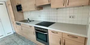 3 Zimmer Wohnung 62m² inkl. Tiefgarage ! Perfekt für WG oder Familie! - Photo 3
