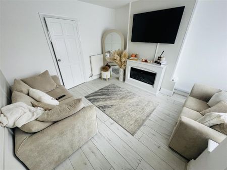 2 bedroom house to rent - Photo 2