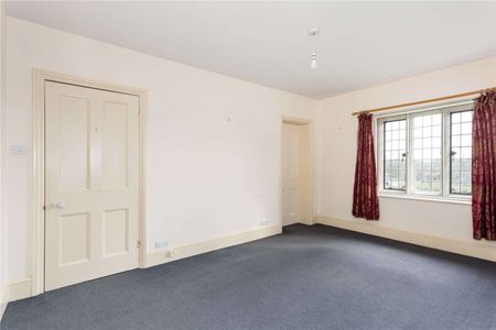 Super family home in this pretty rural setting. - Photo 3