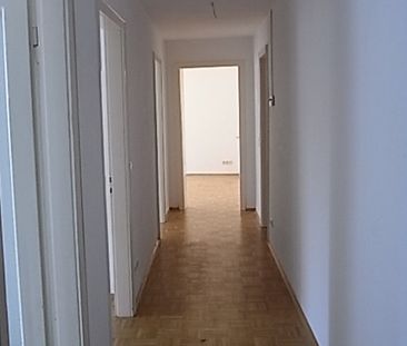 NORDSTADT: KLEINE 3-ZIMMER-WOHNUNG MIT BALKON!!! ... - Photo 1