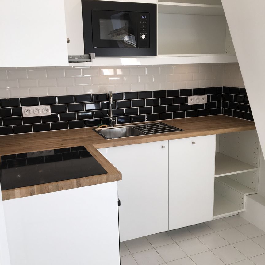 Location Appartement 2 pièces 32m² PARIS 7ème - Photo 1