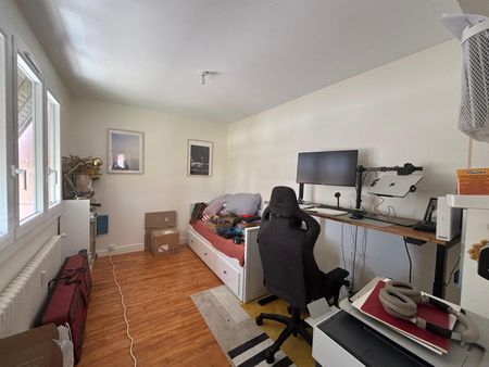 Location Appartement 4 pièces 70m² VALENCE 26000 - Photo 5