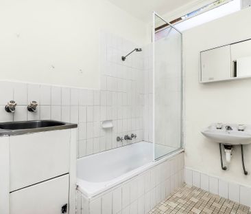 Thinking of selling? Contact our agent - Photo 4