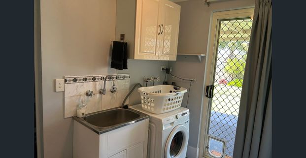 LOW MAINTENANCE 3X2 - Photo 1