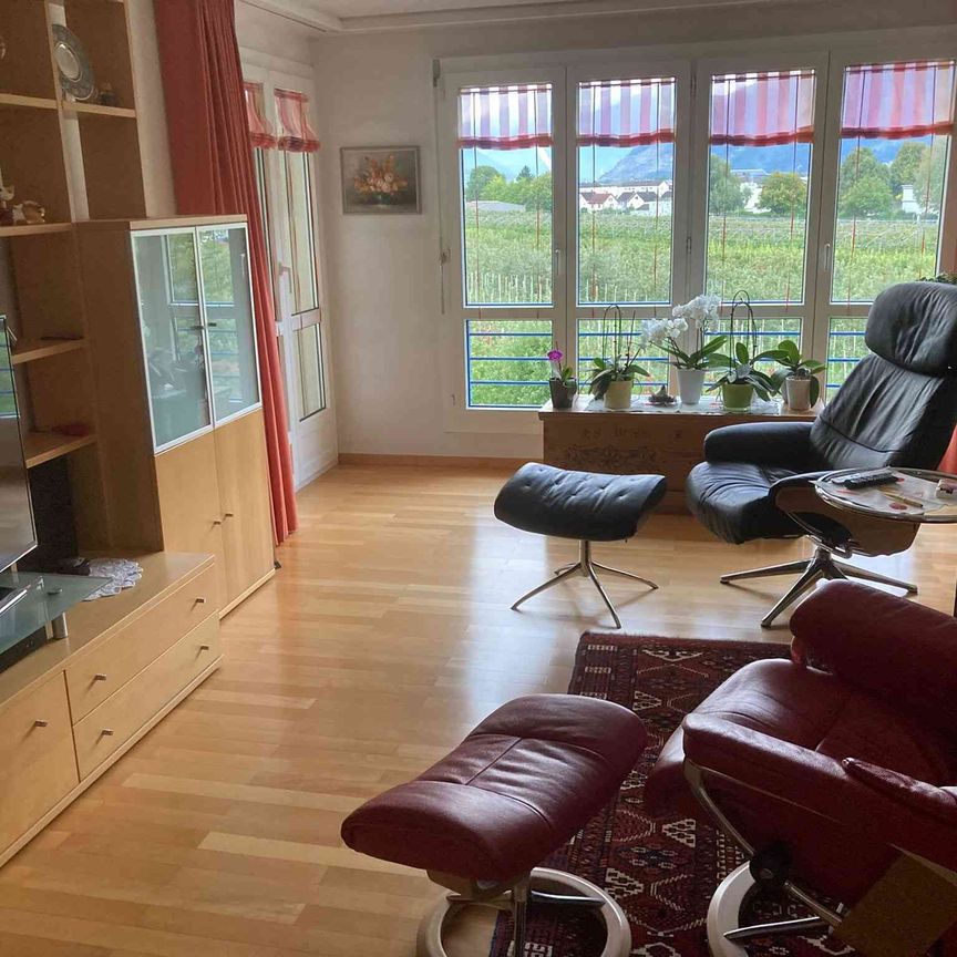 4.5 Zimmer, 100 m², 2. Stock - Foto 1