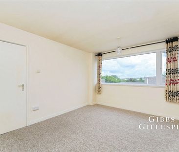 4 Bedroom Townhouse to rent - Photo 3
