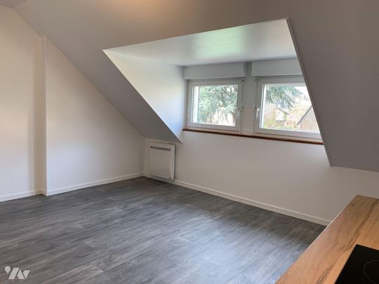 A louer, Gorron centre, au calme et lumineux : au second étage, appartement de 5 pièces entière... - Photo 1