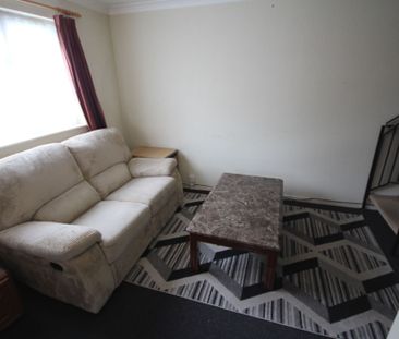 Aldenham Drive, Uxbridge, UB8 - Photo 1