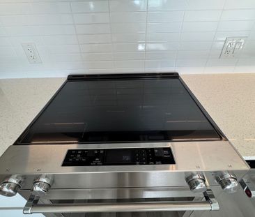 For Lease - 3250 Carding Mill Trail Unit# 530, Oakville, Ontario - Photo 6