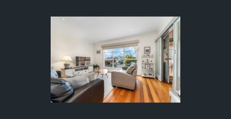 Family Home in Great Location! - Photo 3