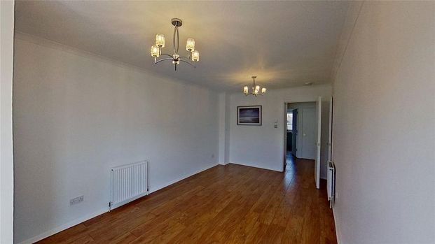 3 bedroom flat to rent - Photo 1