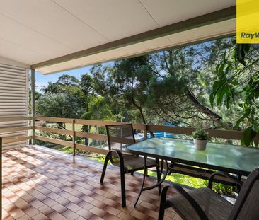Spacious High-Set Brick Home with Pool & Entertaining - Photo 2