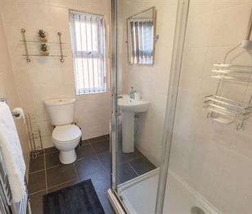 4 bedroom house to rent - Photo 3