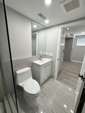 For Lease - 4425 Curia Crescent Unit# Lower, Mississauga, Ontario - Photo 4