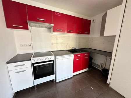 Location Appartement 2 pièces 45m² - Photo 4