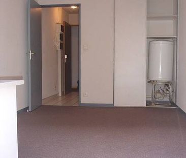 Location appartement studio 1 pièce à Valence (26000) - Photo 3