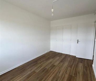 Location appartement 3 pièces - 60m² à Saint etienne du rouvray (76... - Photo 2