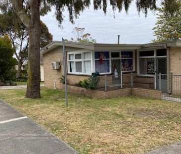 Rooming House in Frankston - Photo 2