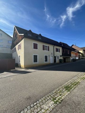 Grand logement de 5.5pcs à louer à Courtedoux ! 1er loyer net offert ! - Photo 2