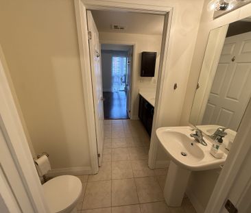 For Lease - 83 Woodbridge Avenue Unit# 406, Vaughan, Ontario - Photo 5