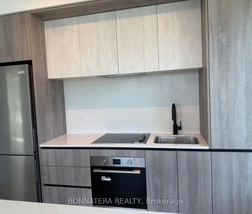 For Lease - 2495 Eglinton Avenue Unit# 904, Mississauga, Ontario - Photo 6