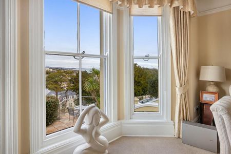 4 bedroom property to rent - Photo 3