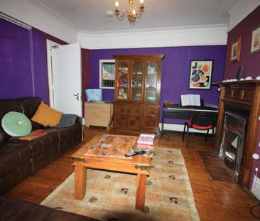 6 bedroom terraced house to rent - Photo 3