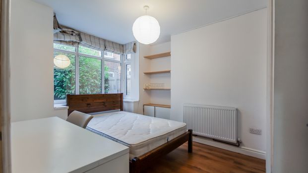 213 Tiverton Road - Photo 1