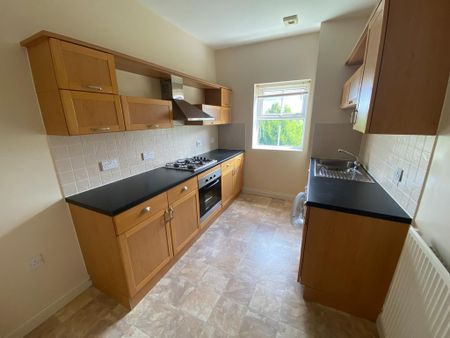 2 bedroom flat to rent - Photo 5