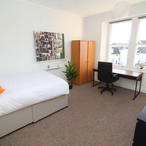 9 bedroom house share to rent - Photo 2