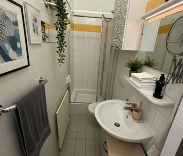 **NEU SANIERT** Auffallend stilvolle Zweieinhalbzimmerwohnung im Ze... - Foto 6