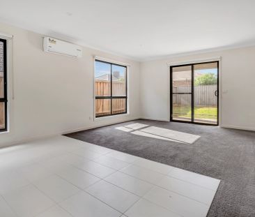 Immaculate 4 Bedroom Home - Photo 1