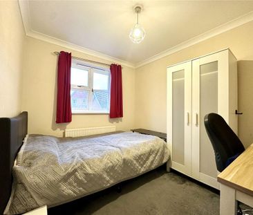 3 bedroom end of terrace house to rent - Photo 6