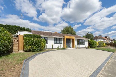3 bedroom bungalow to rent - Photo 2