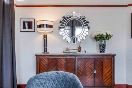 ART DECO NEW YORKER MEETS BEACHSIDE LIVING - FURNISHED EXECUTIVE ACCOMMODATION - Photo 5