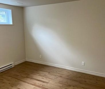5 ½ au sous-sol à Sainte-Foy – Spacieux - Photo 2