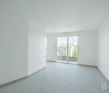 Rental Apartment Bordeaux Saint-Jean - Photo 4