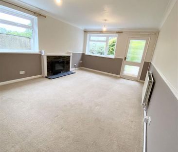 2 bedroom end of terrace house to rent - Photo 1