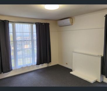 3 Bedroom Home - Photo 4