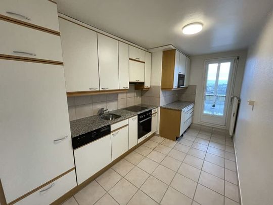 5.5 Zimmer, 110 m², 4. Stock - Photo 1