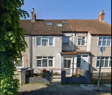 Studio Flat, Middle Road, SW16 - Photo 6