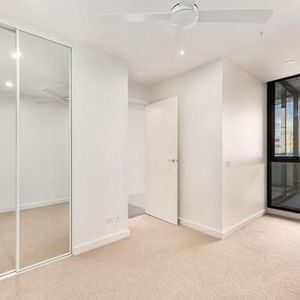 G02/114 Helen Street, Northcote VIC 3070 - Photo 2