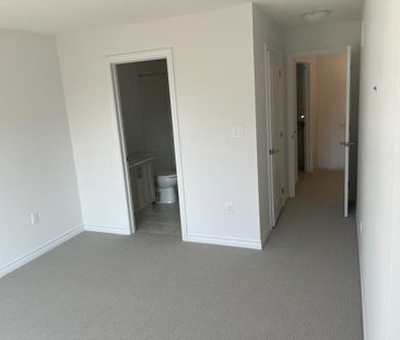 For Lease - 461 Blackburn Drive Unit# 88, Brantford, Ontario - Photo 5