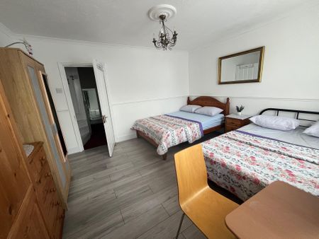 Strafford Road - Photo 3