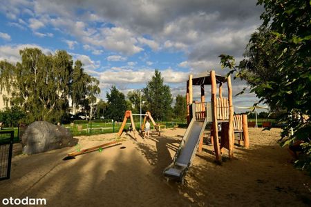 Przytulne mieszkanie z dużym balkonem, 200m od PLA - Photo 3