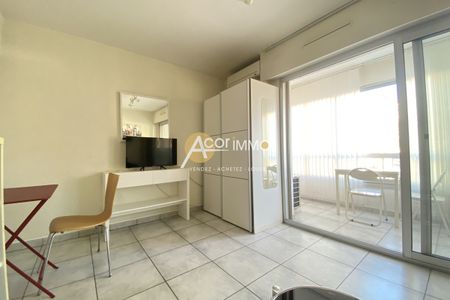 SAINT MANDRIER - PIN ROLLAND, JOLI STUDIO MEUBLE - Photo 2