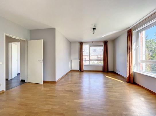 Appartement - à louer - Photo 1