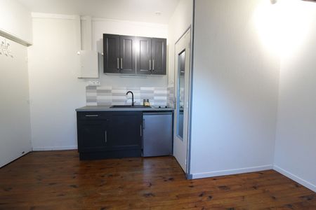 Location appartement 1 pièce, 10.22m², Dijon - Photo 3